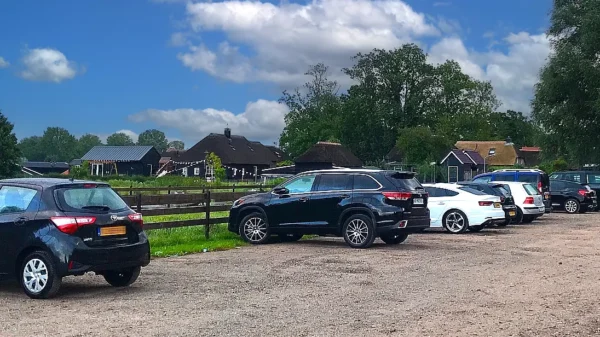 Giethoorn parking